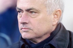 凯恩在G2比赛中赛事规则更新，赛况扑朔迷离引发热议！的简单介绍