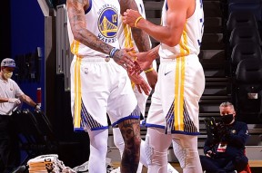 穆雷新星回归赛场表现惊艳，勇士未来可期！的简单介绍