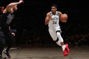 包含字母哥关键节点大胜，日本队带队取胜！的词条